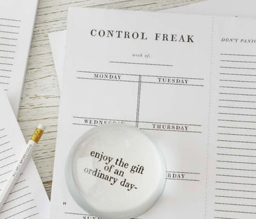 Control Freak Weekly List Notepad | 8.5" x 11" Desk Planner